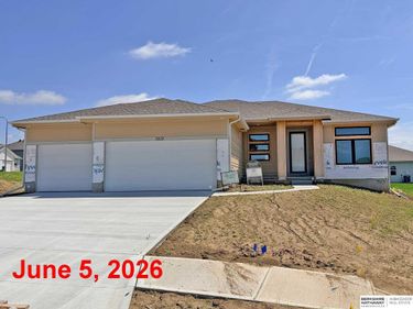 7413 N 176th Avenue, Bennington, NE 68007