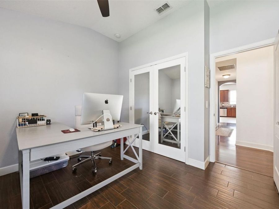 Property Image 38