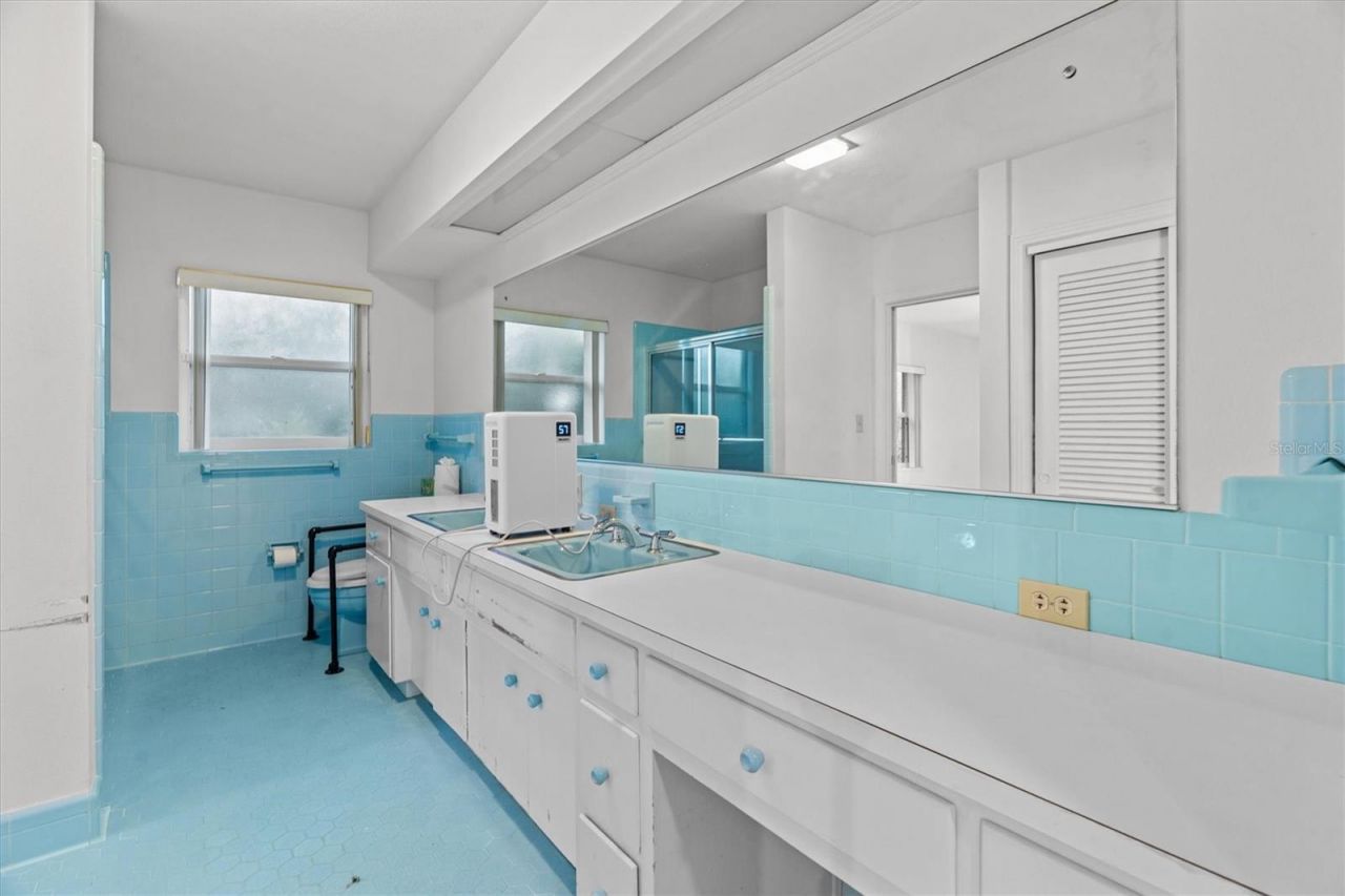 225 Lake Hollingsworth Drive, Lakeland, FL 33803 Photo