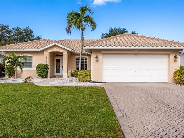 2939 Orange Grove TRL, NAPLES, FL 34120