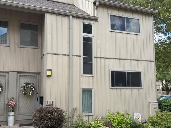 2114 Hyde Park Drive, Detroit, MI 48207