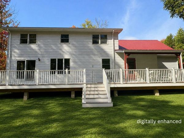 70 Stagecoach Drive, Newport City, VT 05855