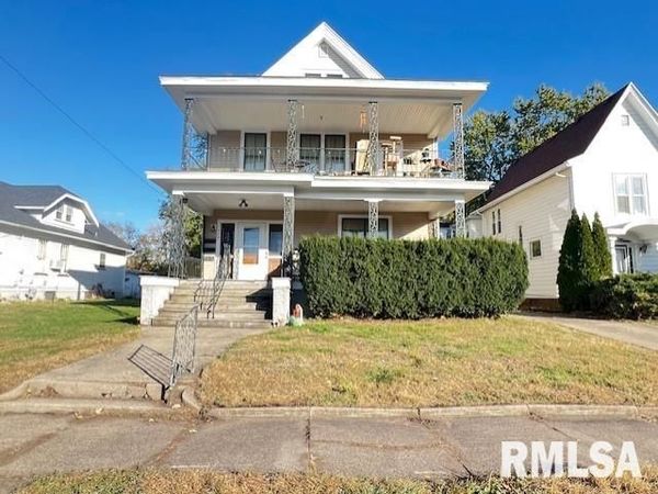 529 N KELLOGG Street, Galesburg, IL 61401