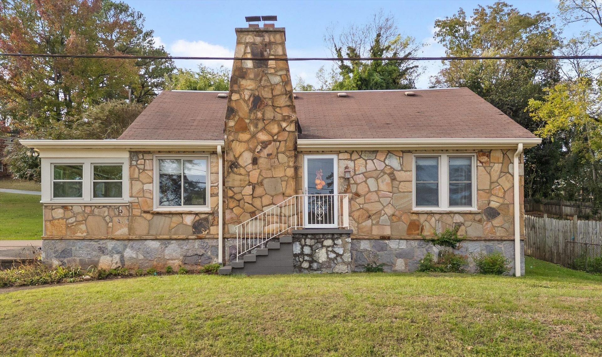 3515 Berkley Drive, Chattanooga, TN 37415 Main Photo