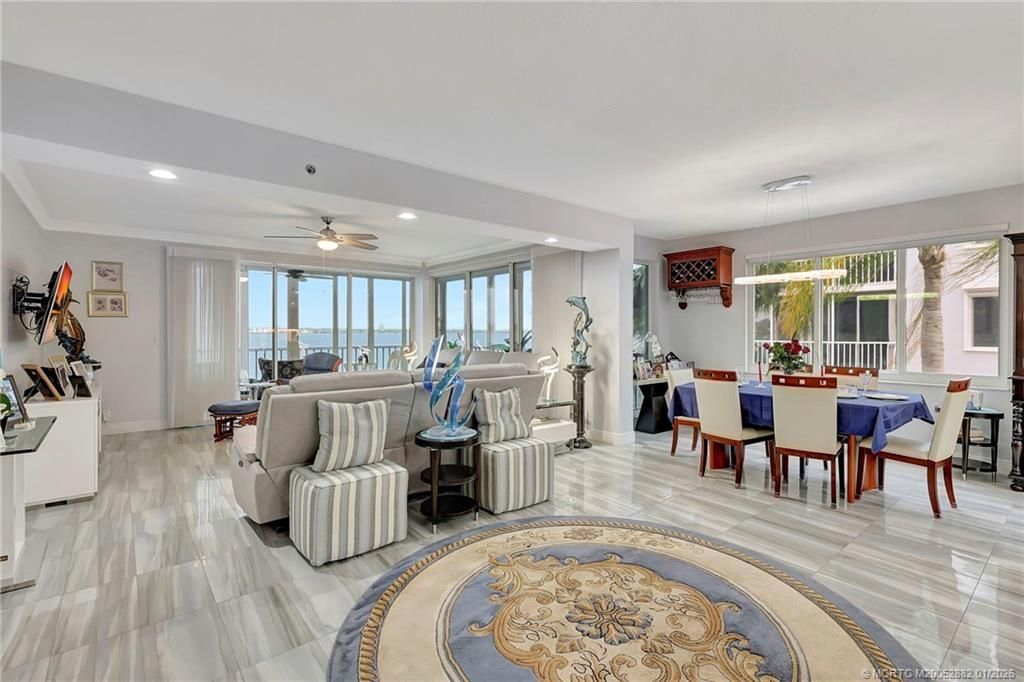 1140 SW Chapman Way, Unit 401, Palm City, FL 34990 Photo