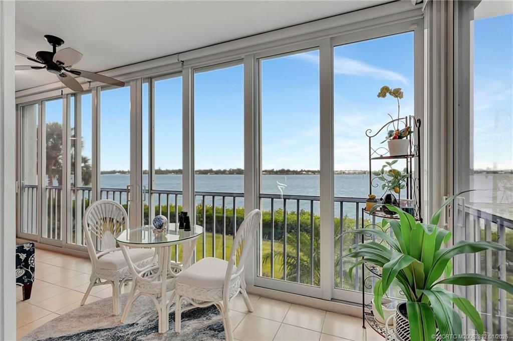 1140 SW Chapman Way, Unit 401, Palm City, FL 34990 Photo