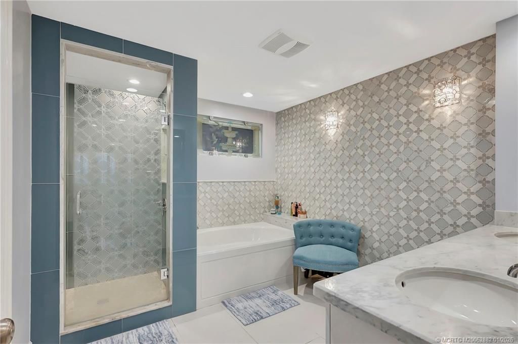 1140 SW Chapman Way, Unit 401, Palm City, FL 34990 Photo