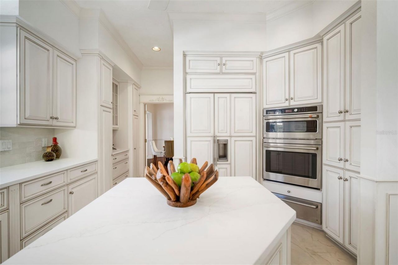 4318 W Azeele Street, Tampa, FL 33609 Photo