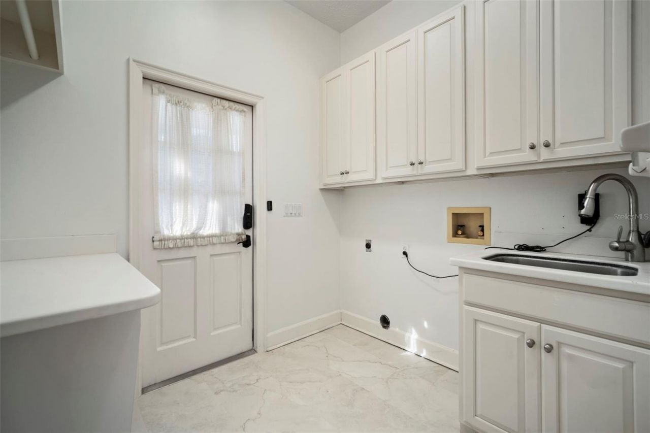 4318 W Azeele Street, Tampa, FL 33609 Photo