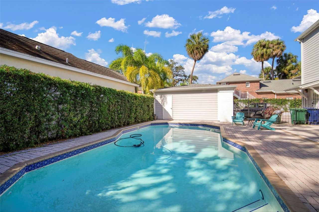 4318 W Azeele Street, Tampa, FL 33609 Photo