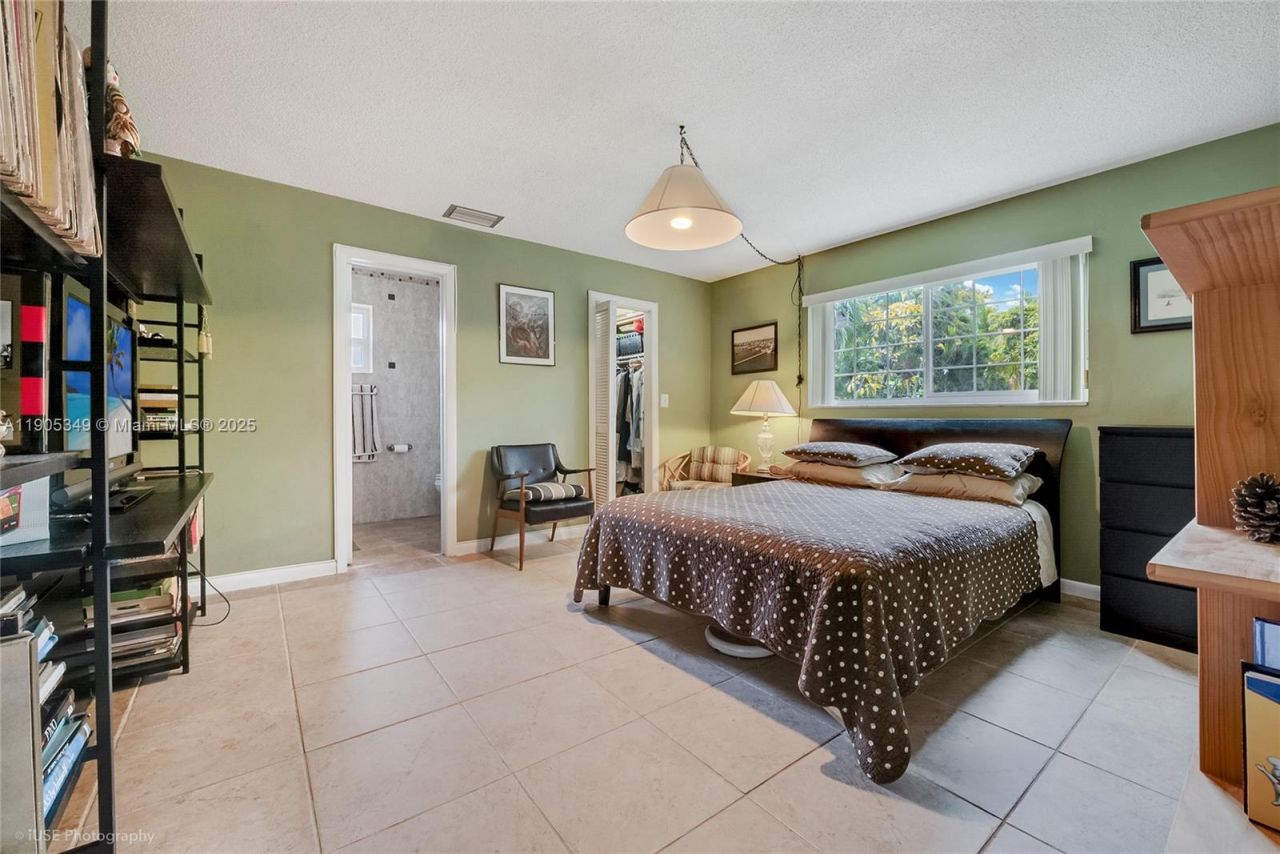 9500 SW 79th St, Miami, FL 33173 Photo