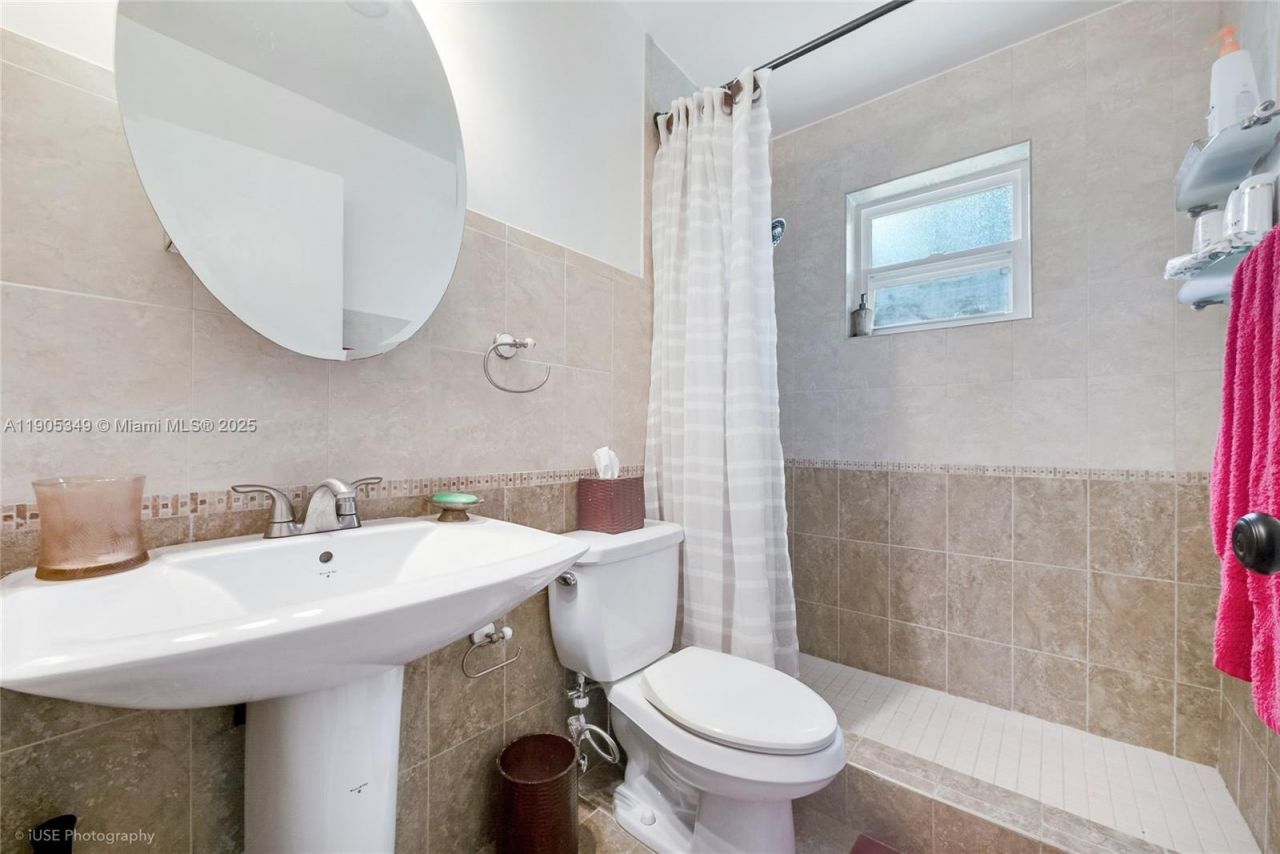 9500 SW 79th St, Miami, FL 33173 Photo