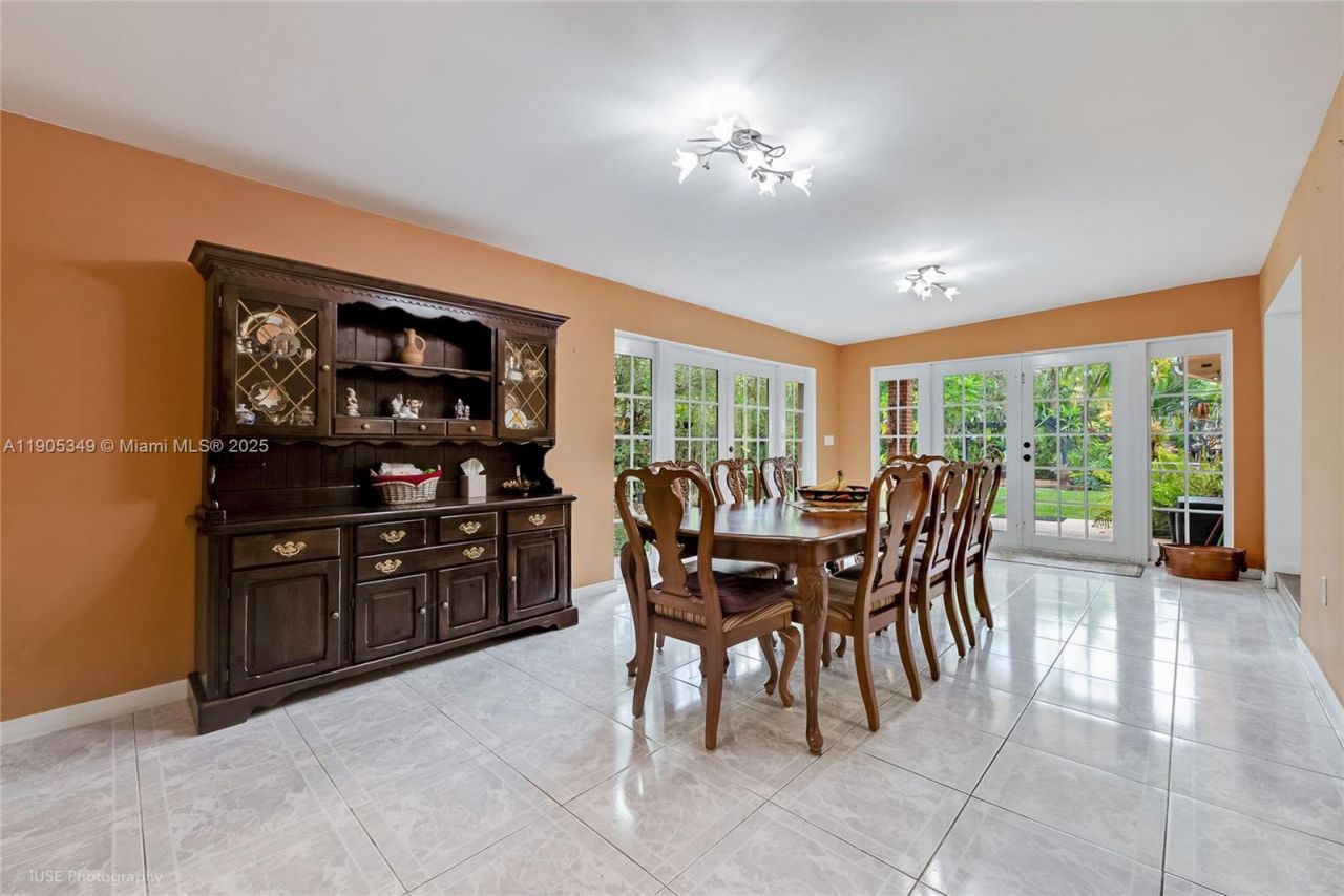 9500 SW 79th St, Miami, FL 33173 Photo