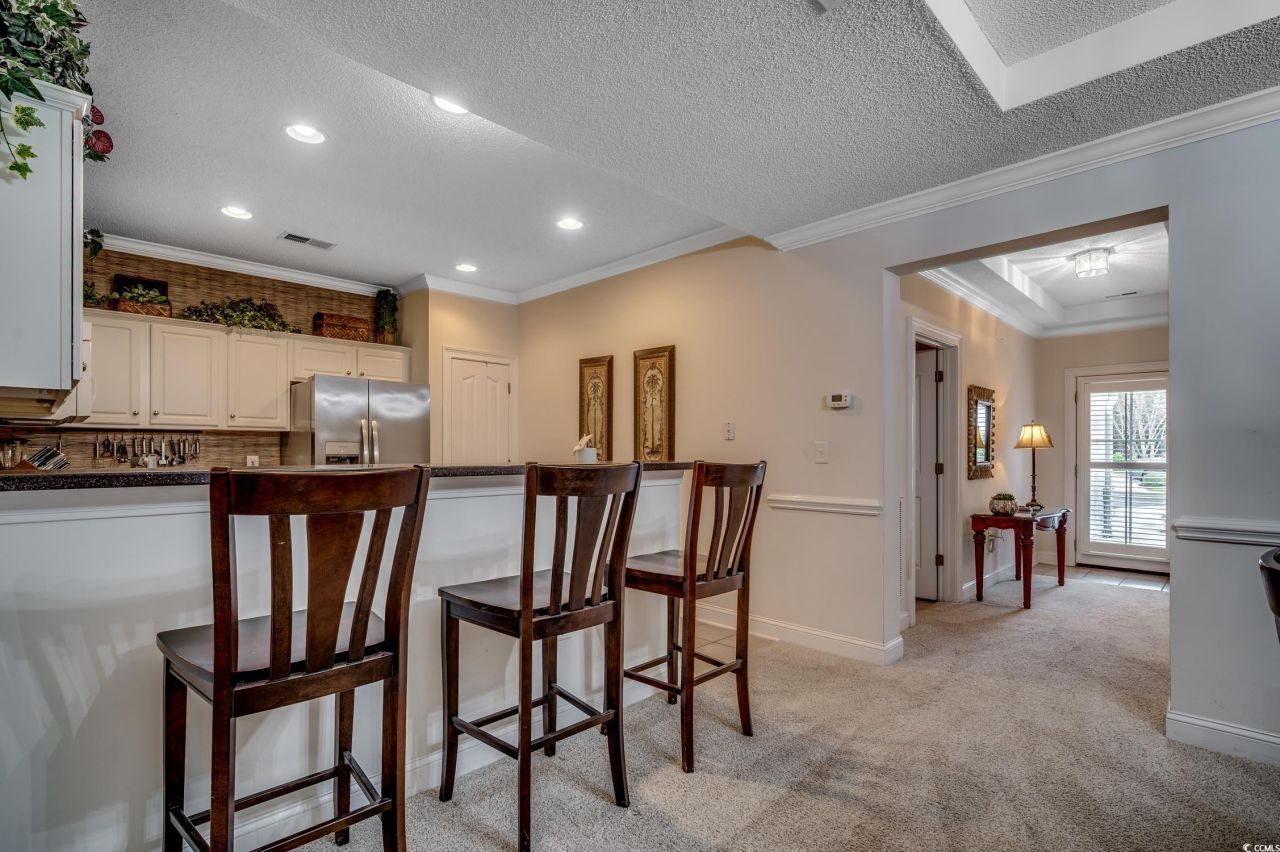 2450 Marsh Glen Dr. Photo 10