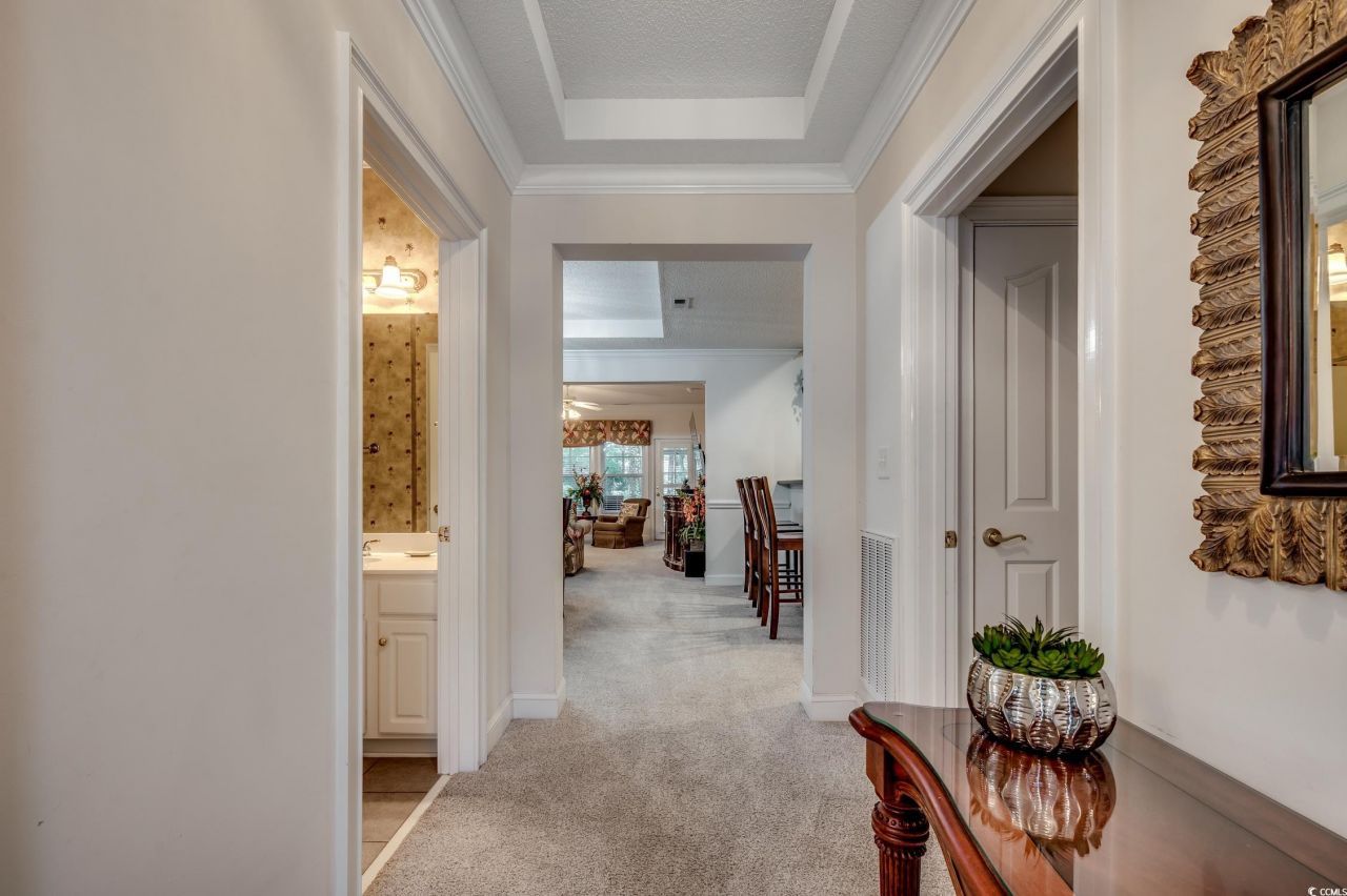 2450 Marsh Glen Dr. Photo 4