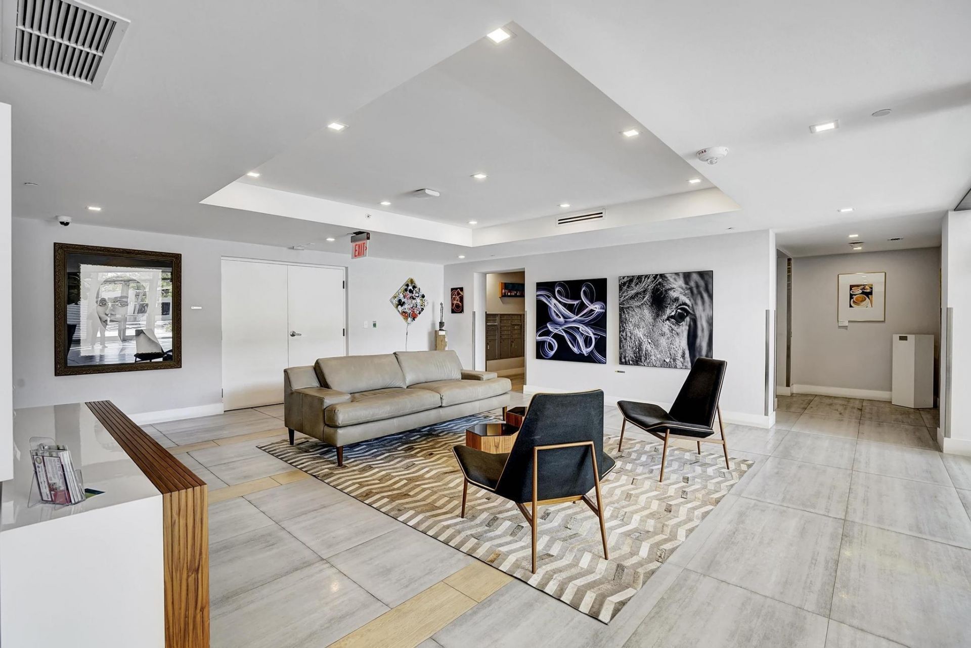 111 SE 1st Avenue, Unit 517, Delray Beach, FL 33444 Photo