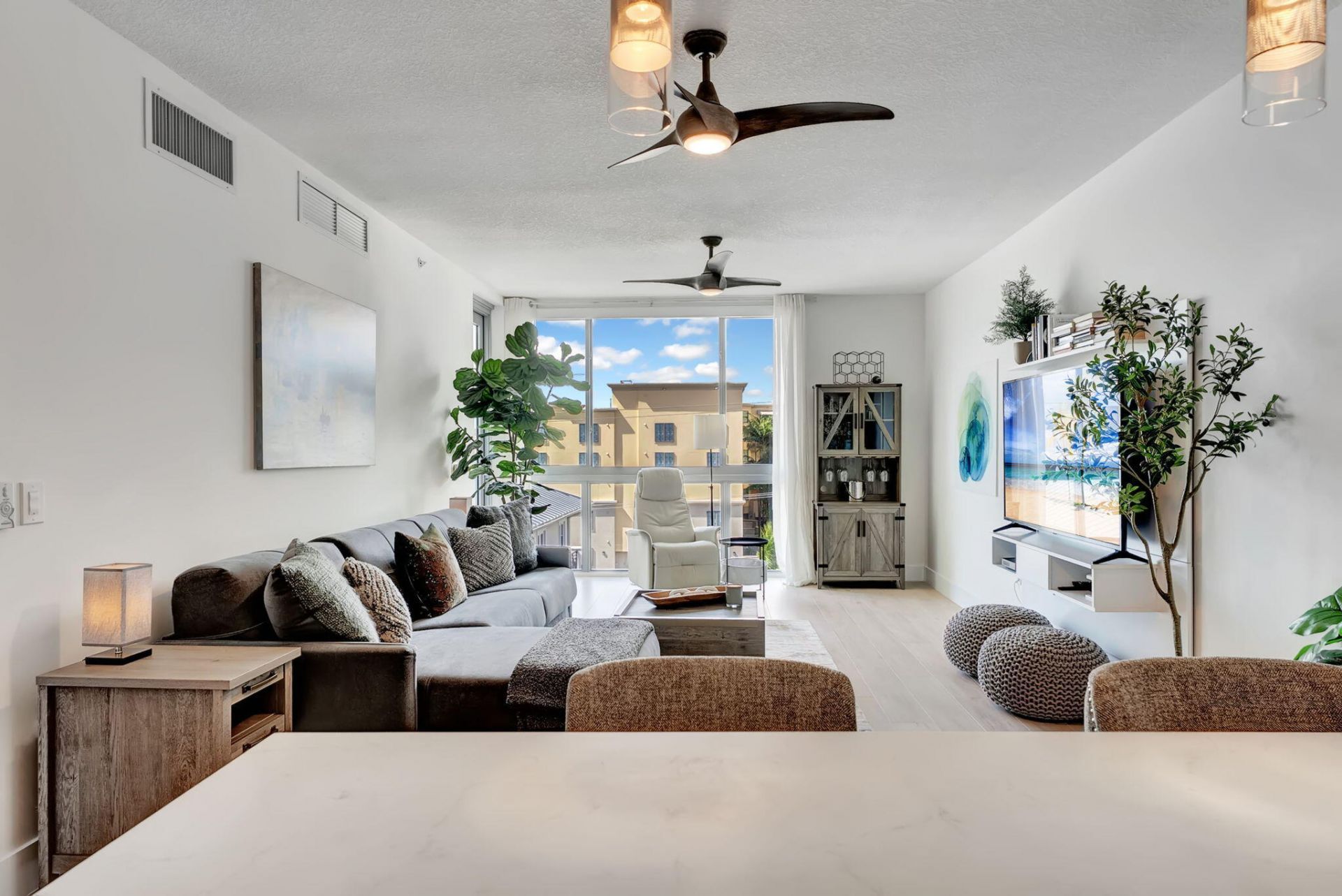 111 SE 1st Avenue, Unit 517, Delray Beach, FL 33444 Photo