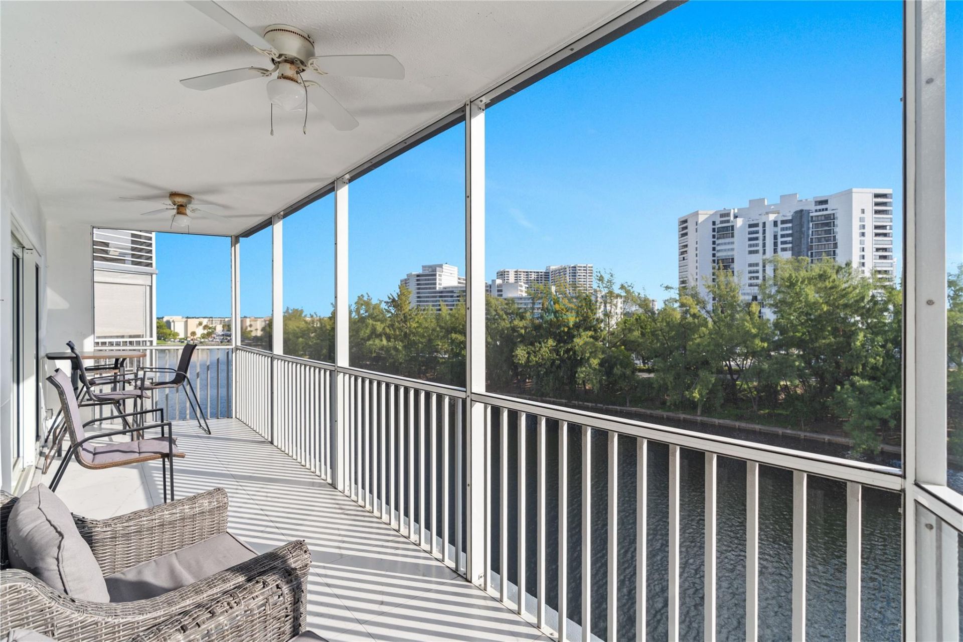 300 Diplomat Parkway, Unit 616, Hallandale Beach, FL 33009 Photo