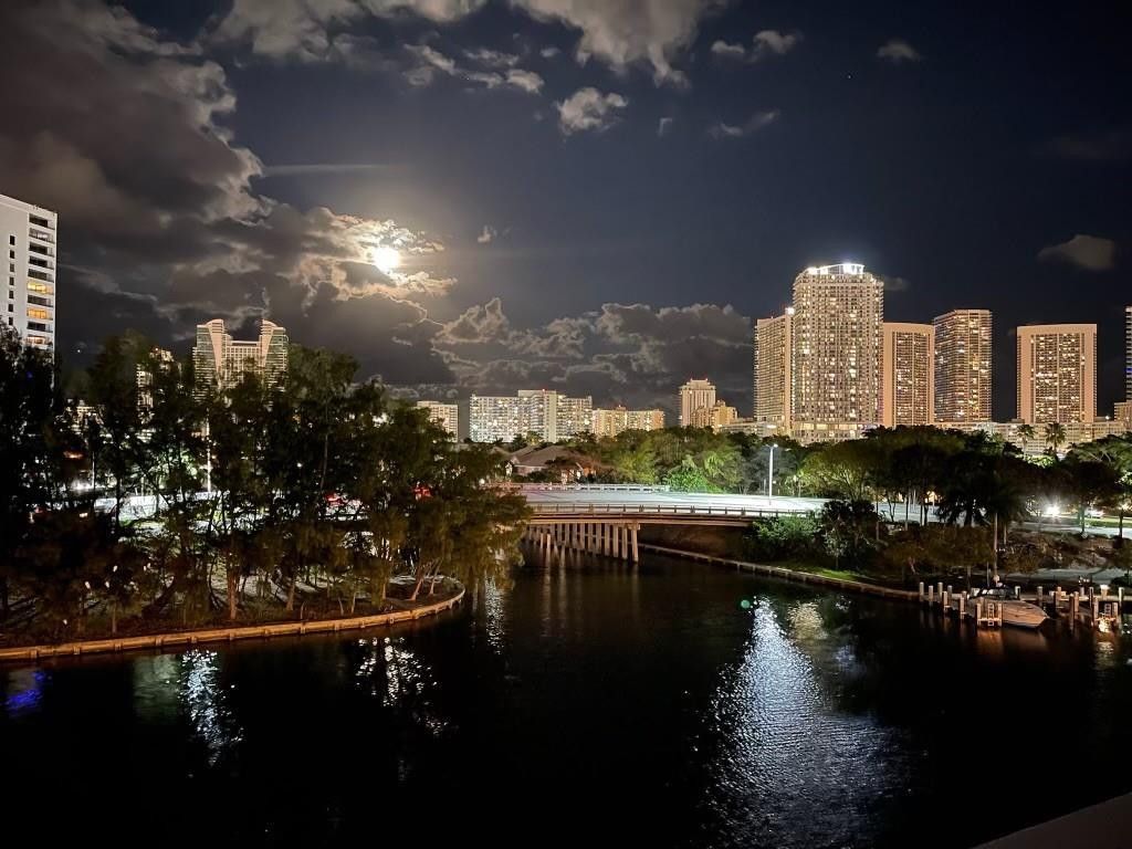 300 Diplomat Parkway, Unit 616, Hallandale Beach, FL 33009 Photo