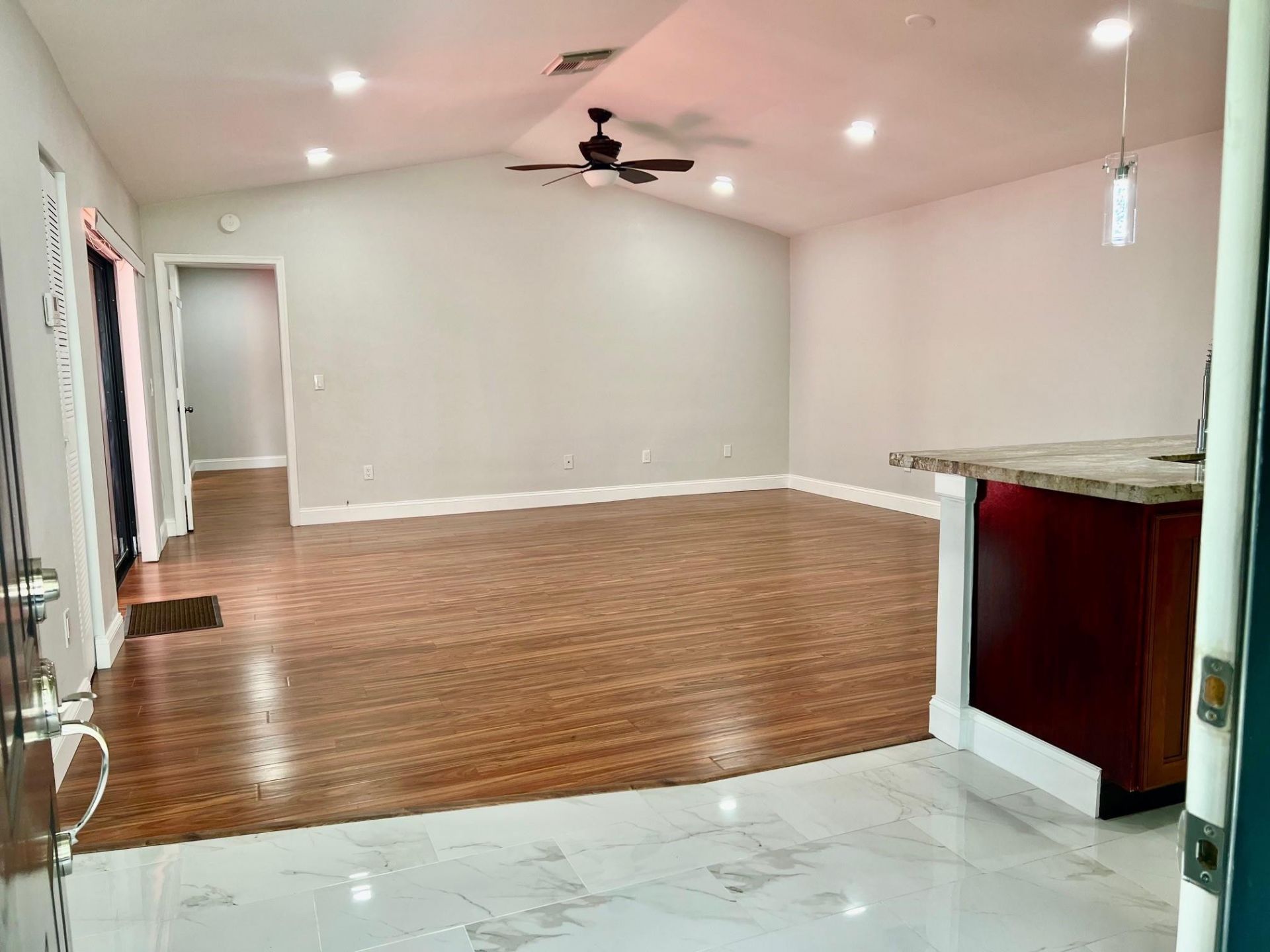 8951 SW 19th Street, Unit B, Boca Raton, FL 33433 Photo