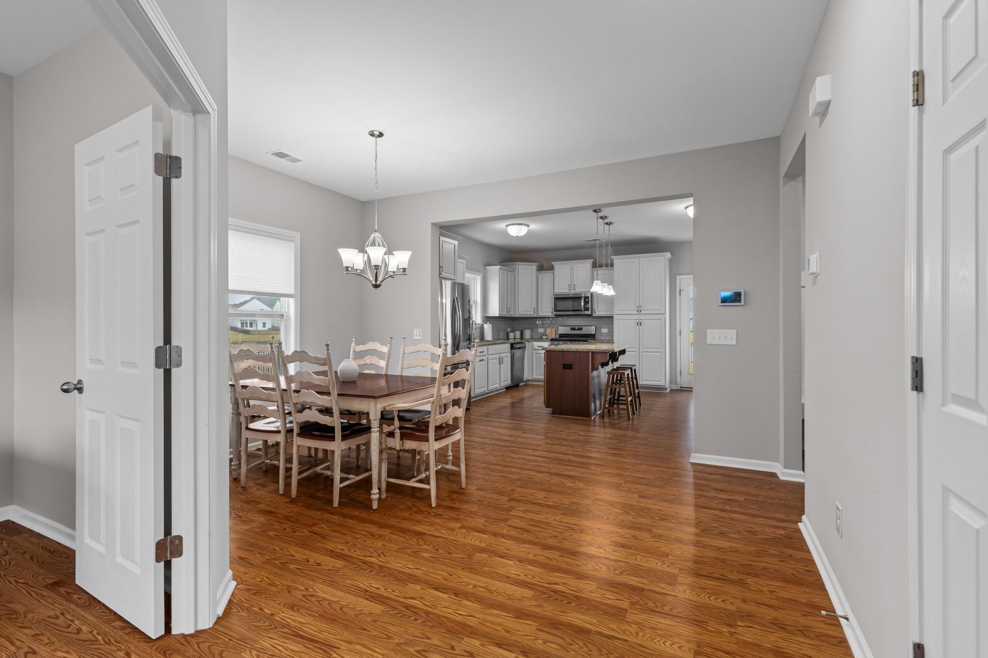 494 Fox Sparrow Court Photo 6