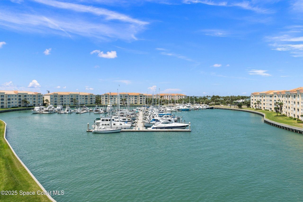 17 Harbour Isle Drive W, Unit Ph03, Hutchinson Island, FL 34949 Photo