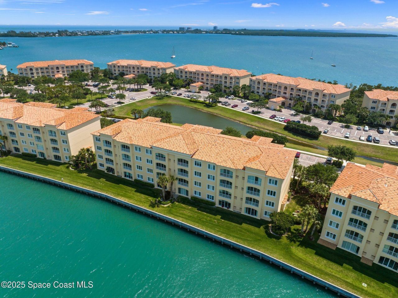 17 Harbour Isle Drive W, Unit Ph03, Hutchinson Island, FL 34949 Photo