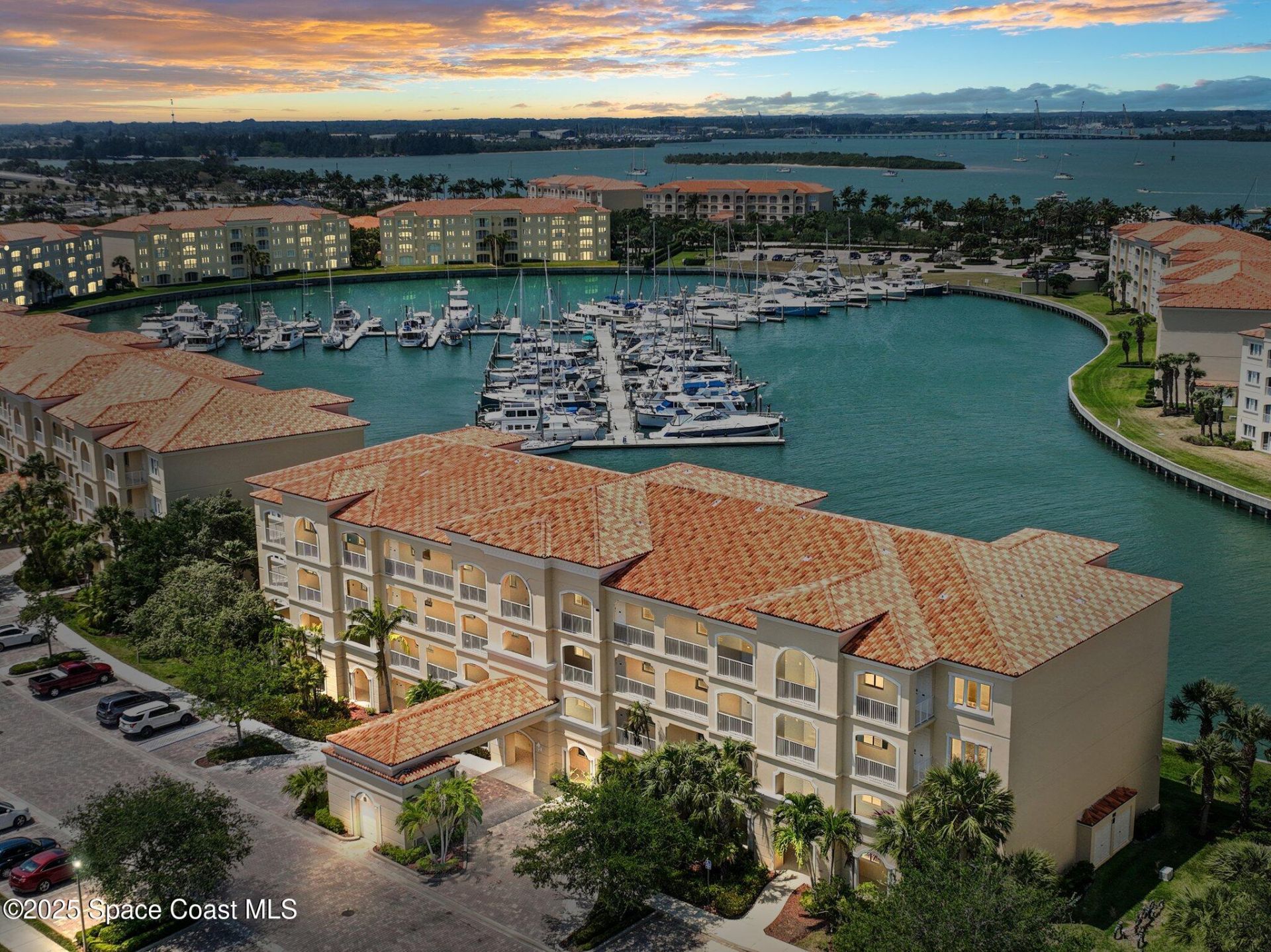 17 Harbour Isle Drive W, Unit Ph03, Hutchinson Island, FL 34949 Photo