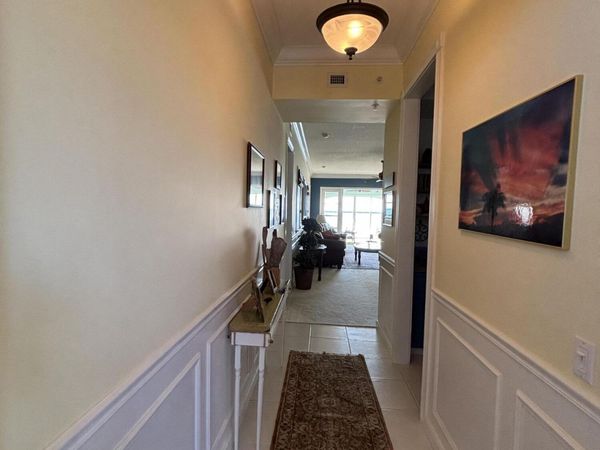 22 Harbour Isle Drive W, Unit 201, Fort Pierce, FL 34949