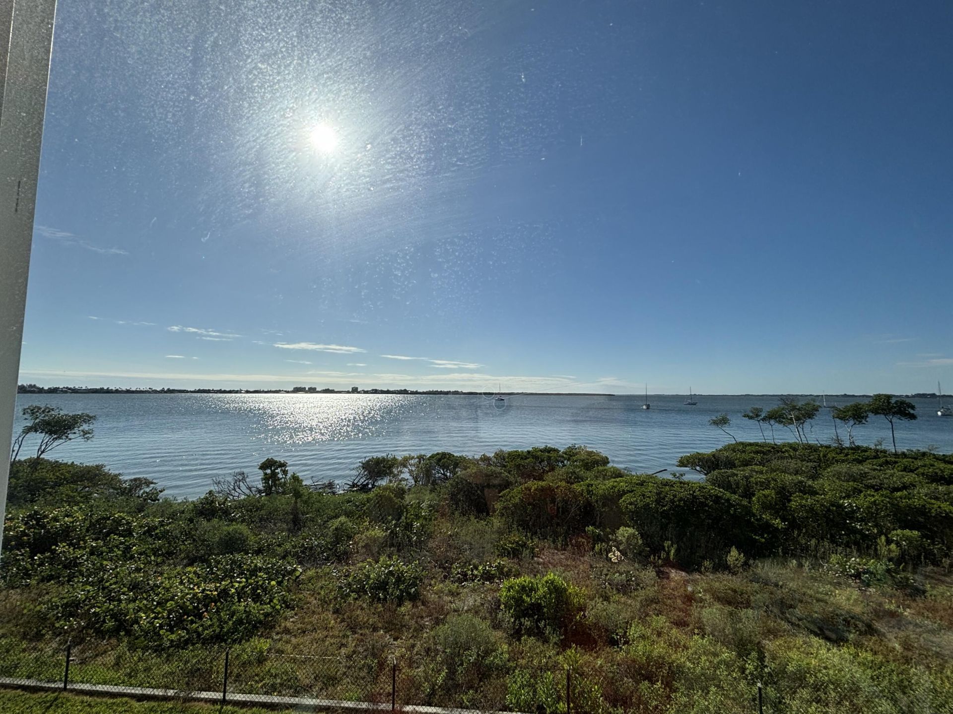 22 Harbour Isle Drive W, Unit 201, Fort Pierce, FL 34949 Photo