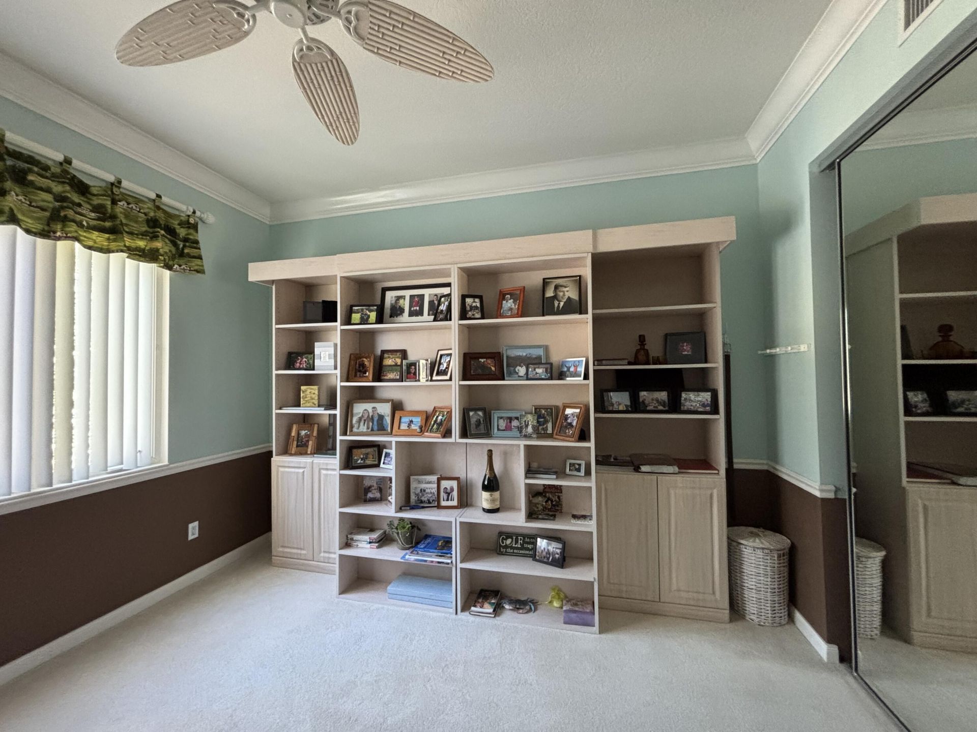 22 Harbour Isle Drive W, Unit 201, Fort Pierce, FL 34949 Photo