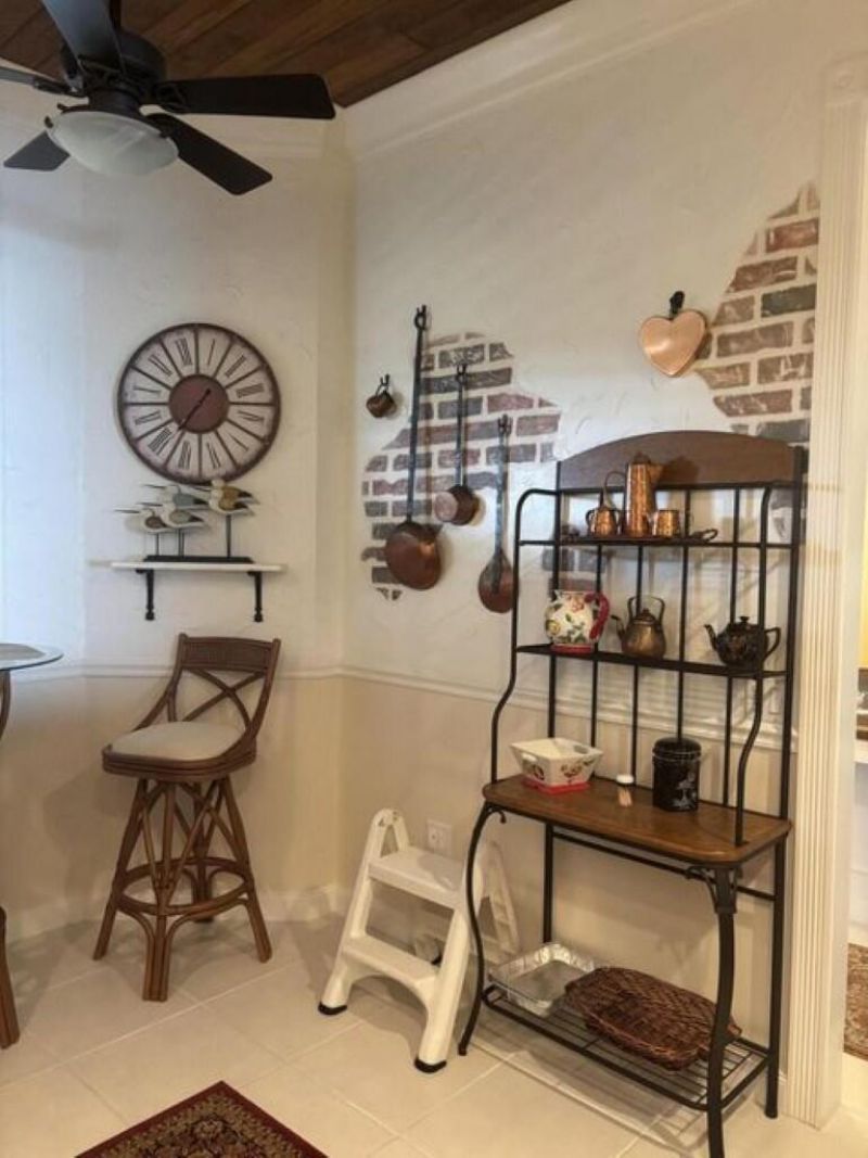 22 Harbour Isle Drive W, Unit 201, Fort Pierce, FL 34949 Photo