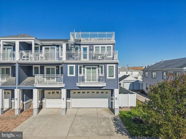 407 5TH, Unit D, NORTH WILDWOOD, NJ 08260