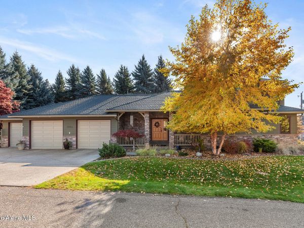 2992 E LAKE FOREST DR, Hayden Lake, ID 83835