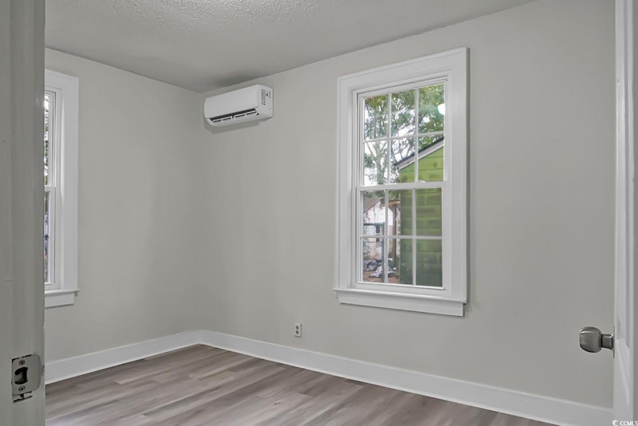 2601 S Allen Dr. Photo 18