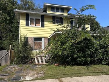 1805 Bennett Avenue, Flint, MI 48506