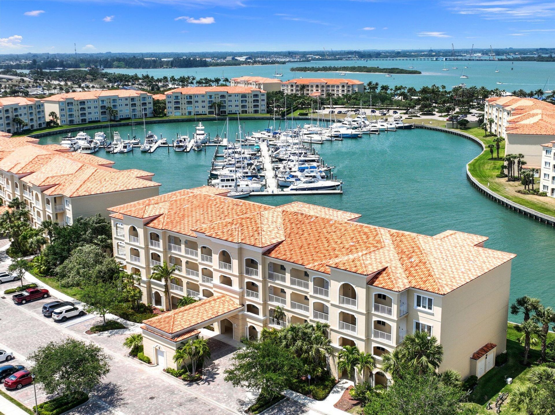 17 Harbour Isle Drive W, Unit Ph03, Hutchinson Island, FL 34949 Photo