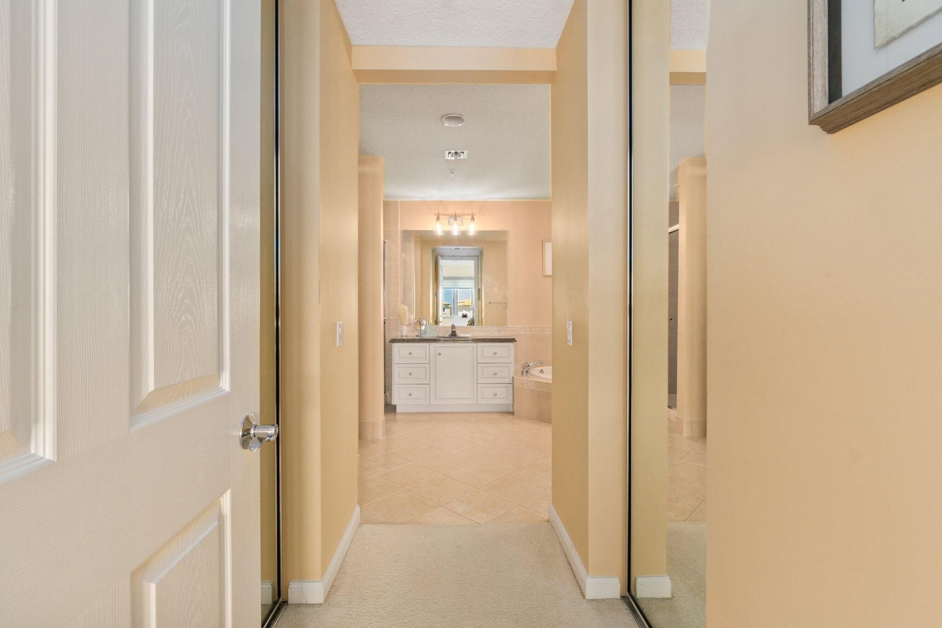 17 Harbour Isle Drive W, Unit Ph03, Hutchinson Island, FL 34949 Photo