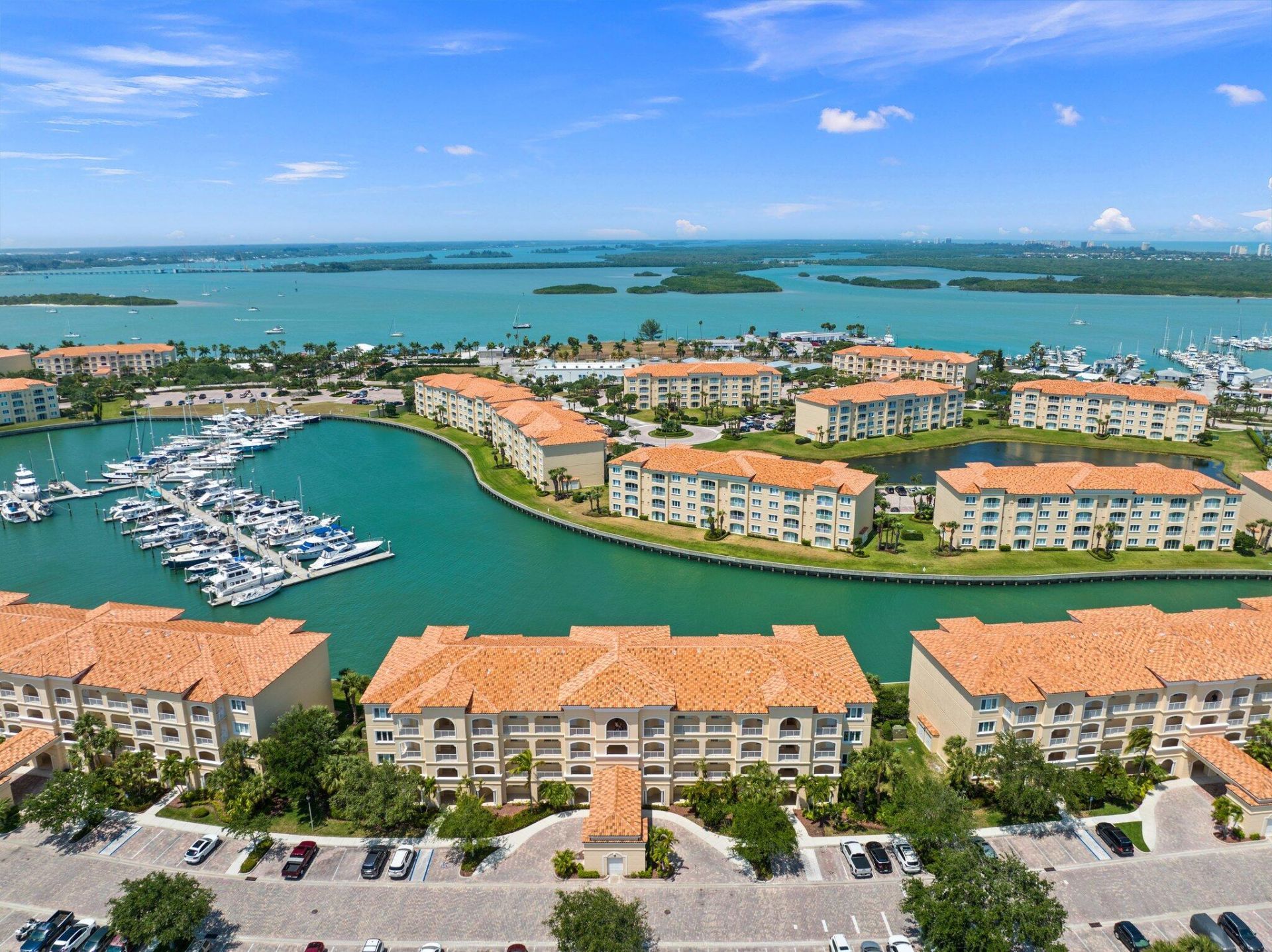 17 Harbour Isle Drive W, Unit Ph03, Hutchinson Island, FL 34949 Photo