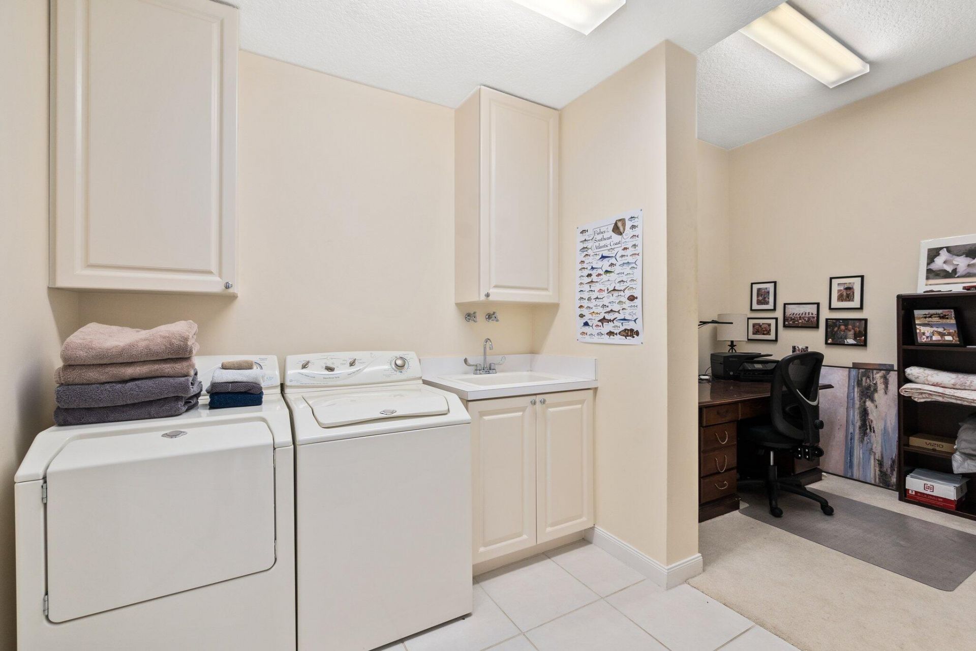 17 Harbour Isle Drive W, Unit Ph03, Hutchinson Island, FL 34949 Photo