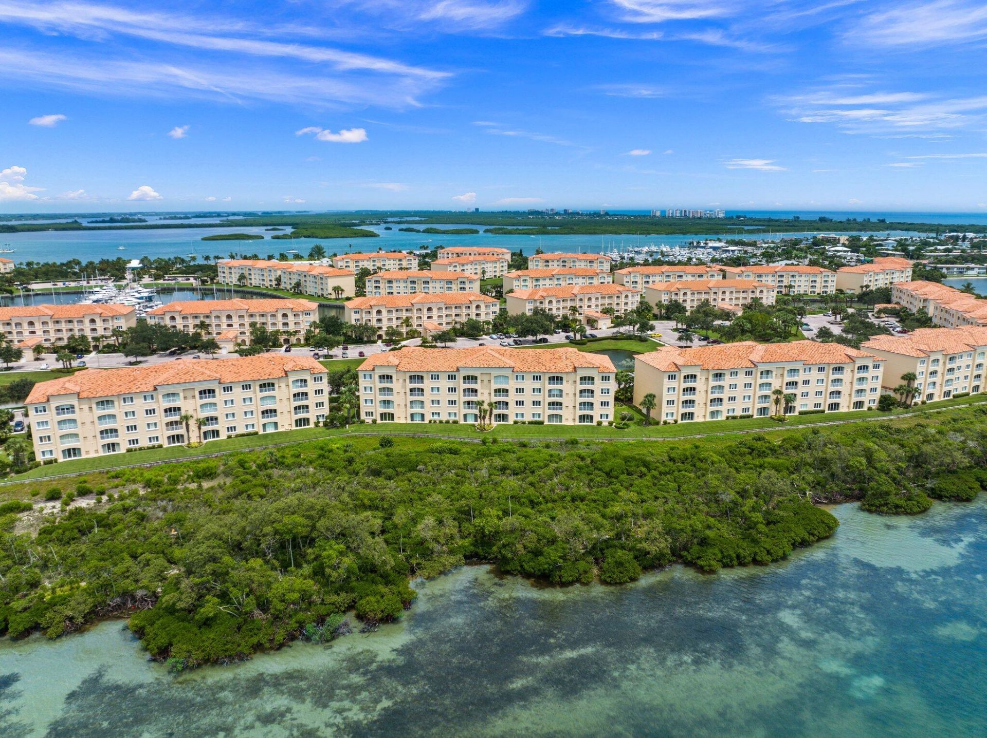 17 Harbour Isle Drive W, Unit Ph03, Hutchinson Island, FL 34949 Photo