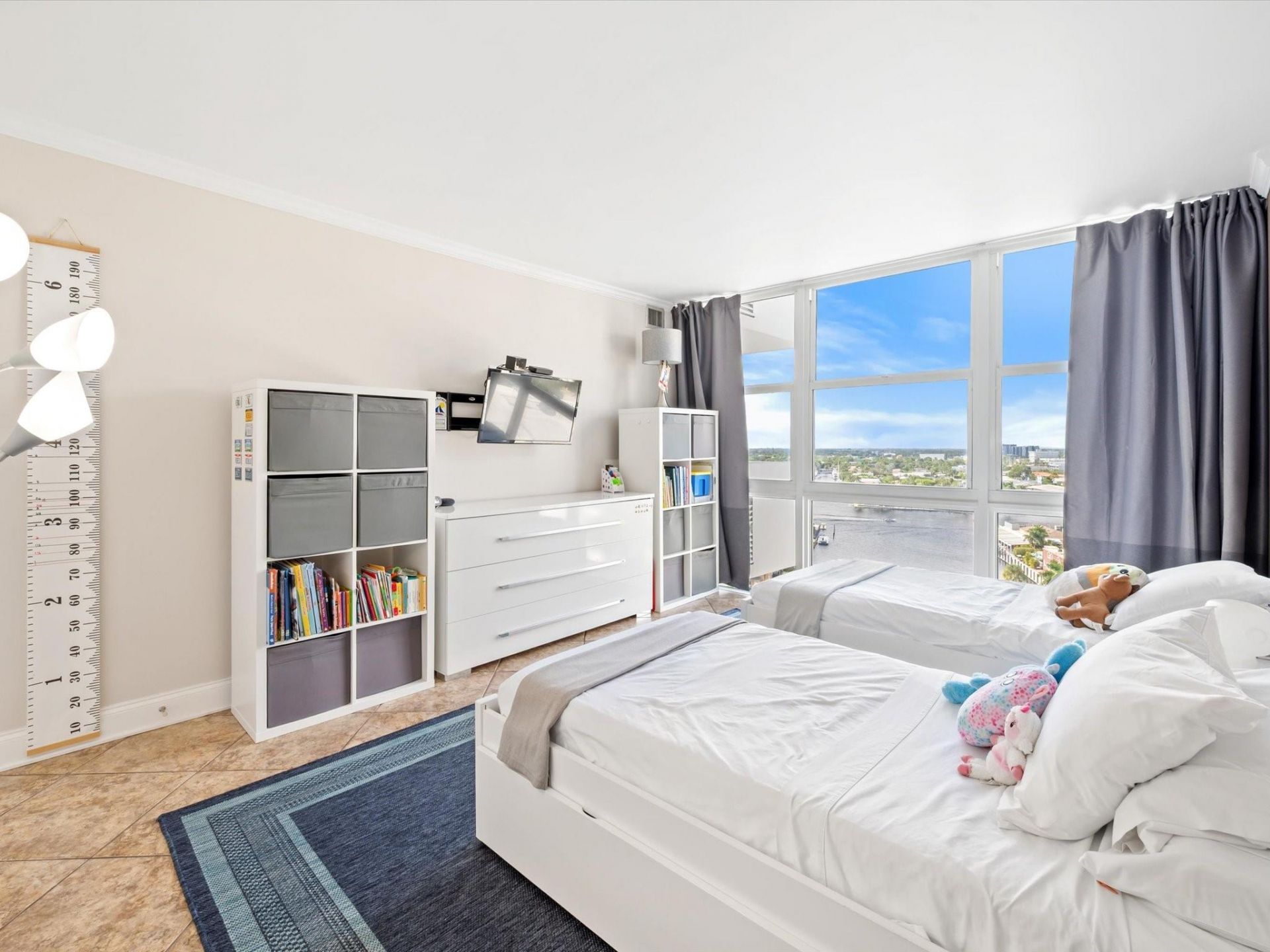 2841 N Ocean Boulevard, Unit 1407, Fort Lauderdale, FL 33308 Photo