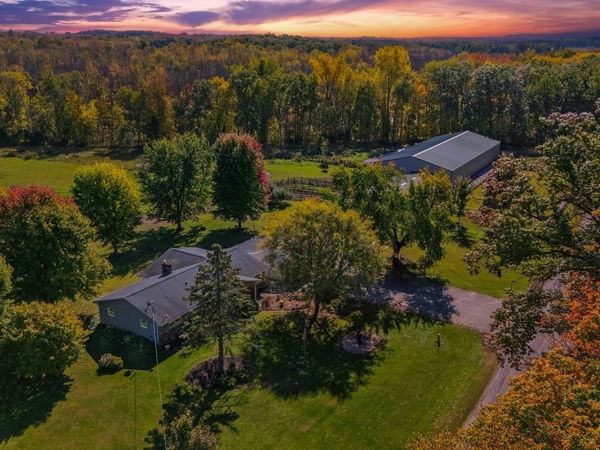 N4742 THOMPSON ROAD, Shiocton, WI 54170