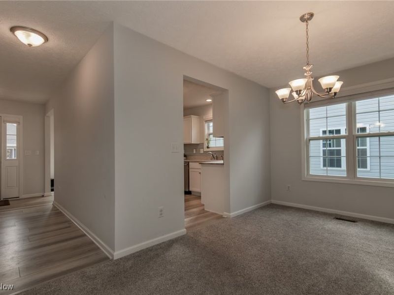 144 Prestwyck Lane, Elyria, OH 44035 Photo 8