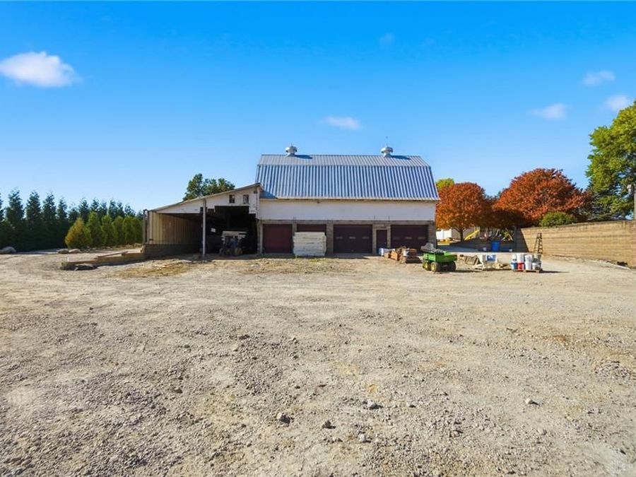 Property Image 61