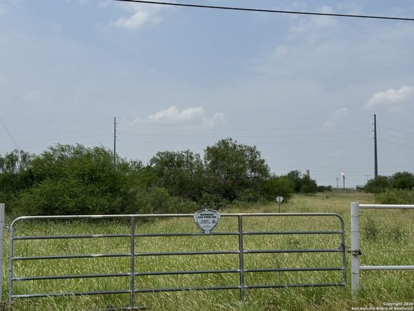 2550 Interstate 35, Cotulla, TX 78014