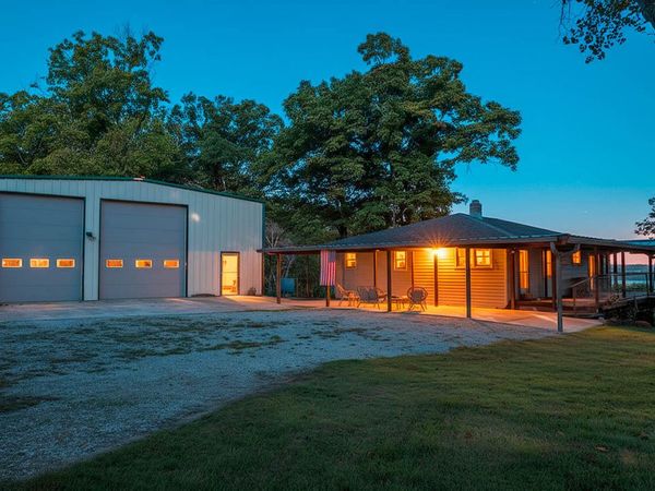 572 County Road 607, Pontiac, MO 65729