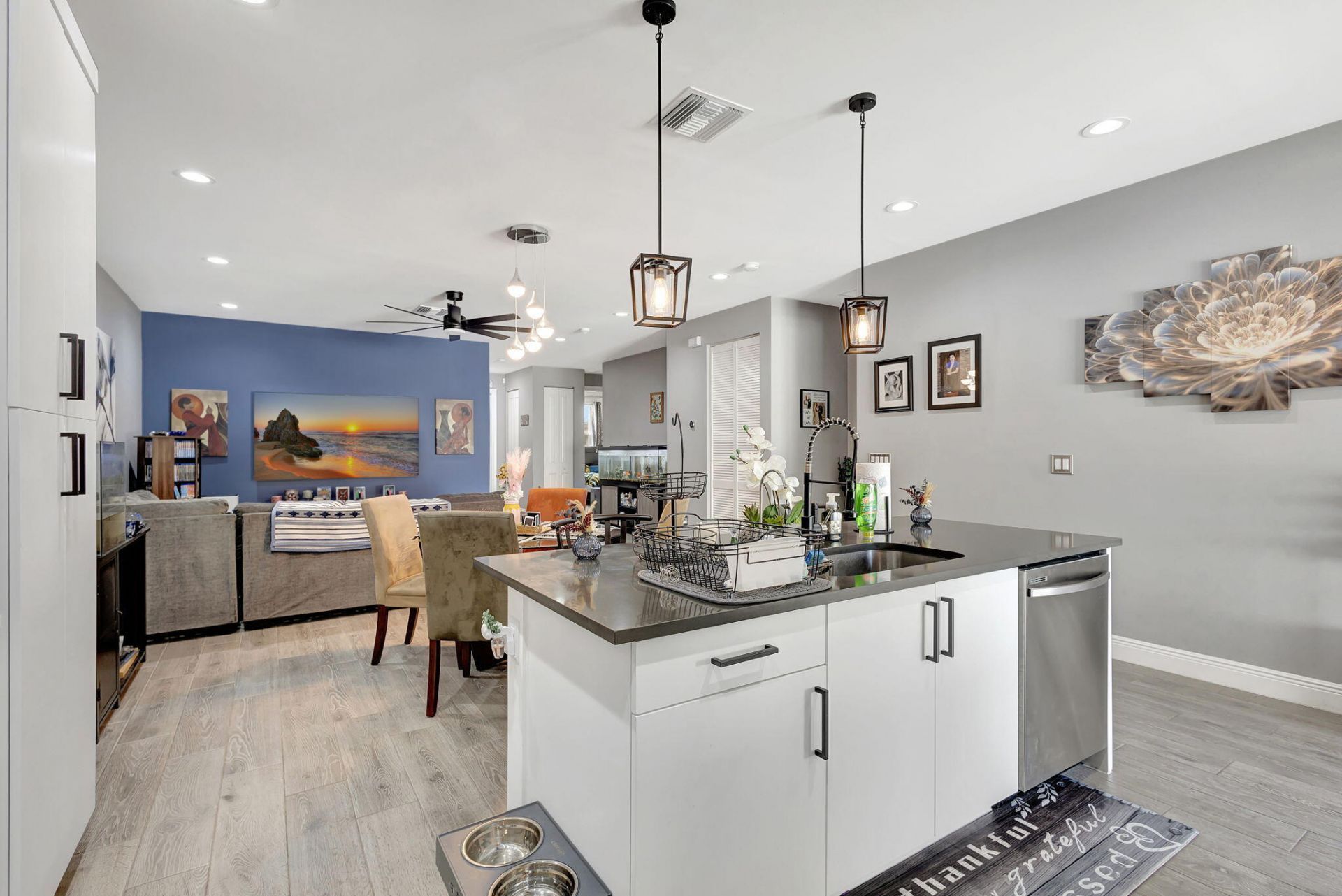 166 Neva Drive, West Palm Beach, FL 33415 Photo