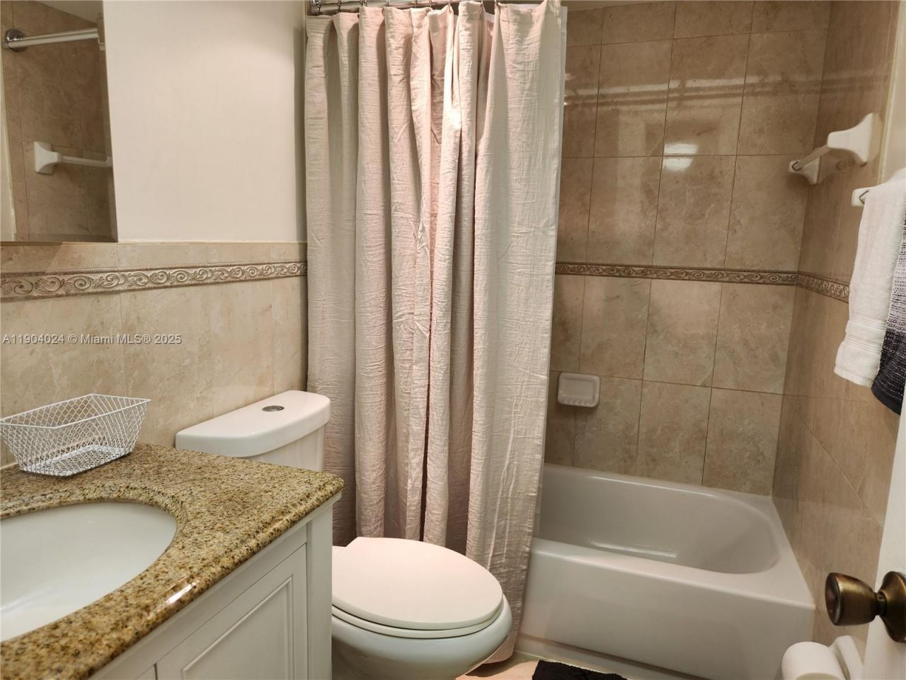 7300 NW 17th St, Unit 220, Plantation, FL 33313 Photo