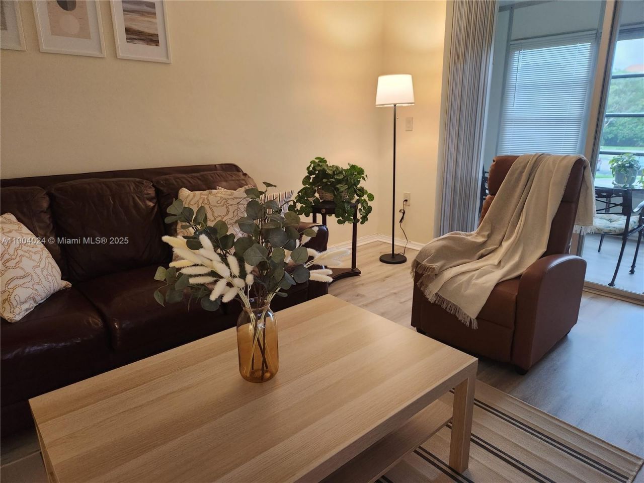 7300 NW 17th St, Unit 220, Plantation, FL 33313 Photo